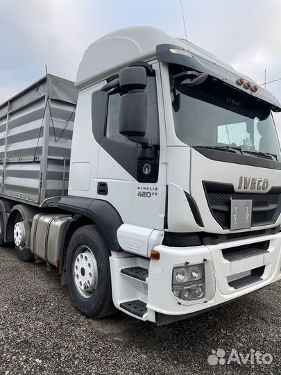 IVECO Stralis с полуприцепом, 2013