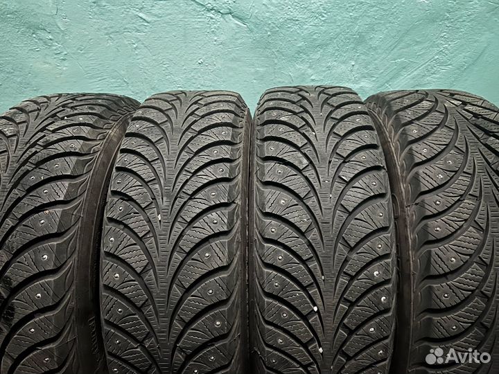 Колеса в сборе R15 зимние шипованные Rio Solaris