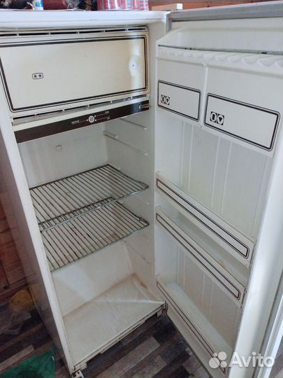 Холодильник бу
