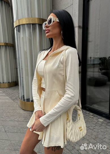 MiuMiu костюм стильный (тренд 2025)