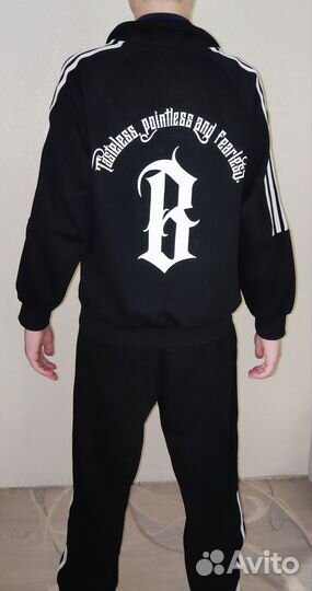 Спортивный костюм