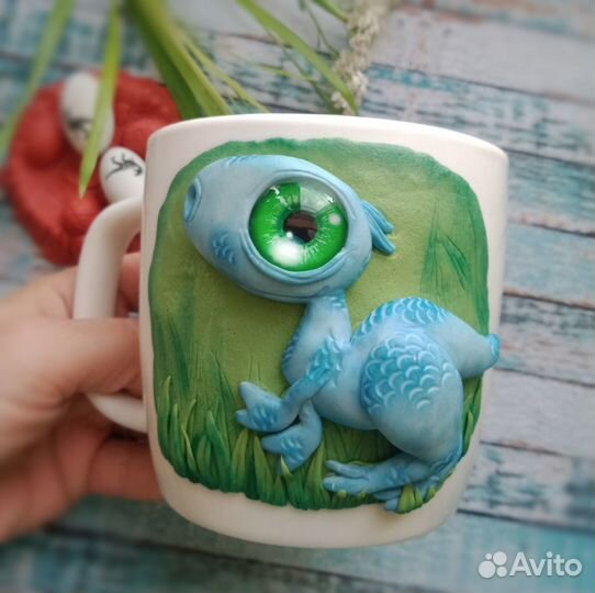 Кружка с декором из полимерной глины