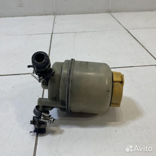 Бачок гидроусилителя Subaru Impreza 2 GD GG G11 20