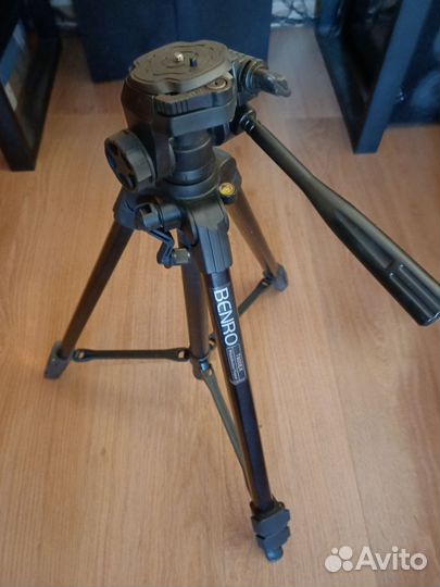 Штатив Benro