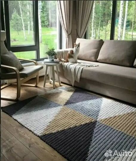 Коврик из трикотажной пряжи