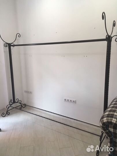 Вешалка напольная, рейл для одежды