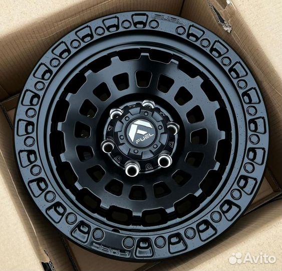 Диски Fuel R18 5x150 Toyota Sequoia, Tundra