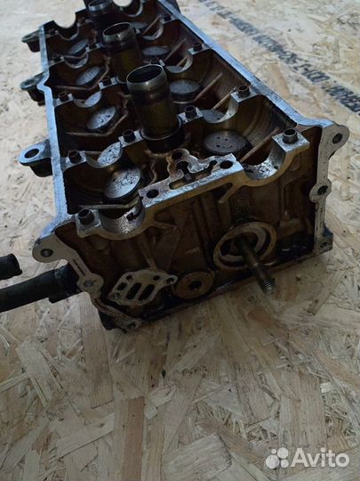 Головка блока цилиндров Suzuki Grand Vitara 3 J20A