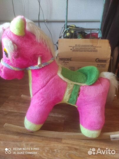 Детская качалка лошадь