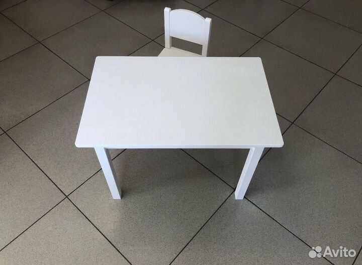 Детский стол и стульчик IKEA