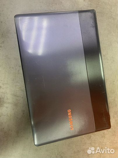 Samsung/i5 2450/4GB/GT315M/720GB/15.6