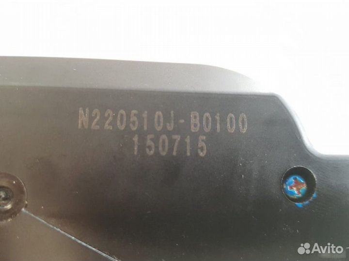 Замок крышки багажника