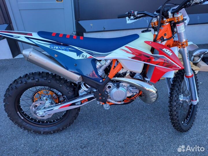 KTM EXC 250 six days