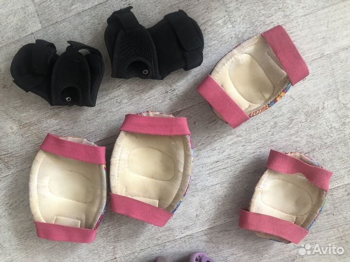 Комплект ролики, защита и шлем