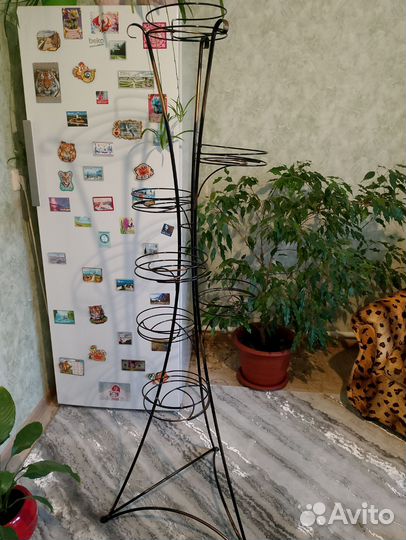 Подставка для цветов