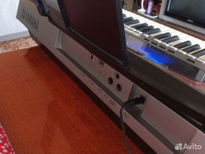 Синтезатор Yamaha PSR E443