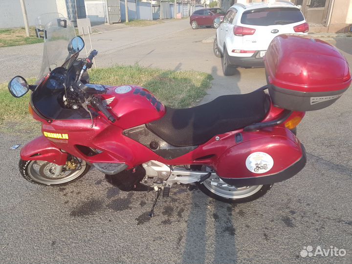 Honda nt650v deauville