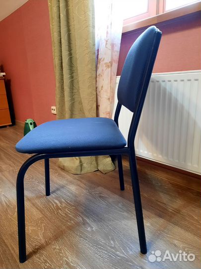 Стул офисный мягкий