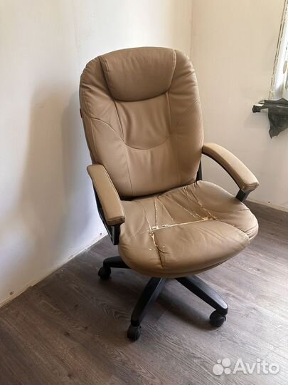 Кожанное кресло компьютерное Chairman