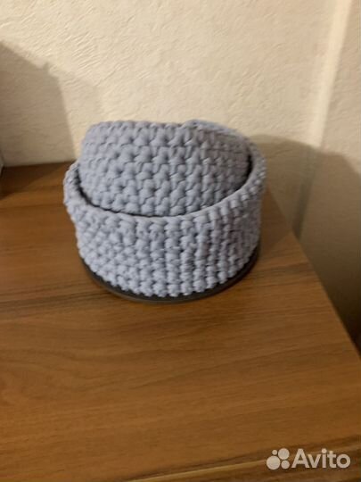 Вязаные корзинки ручной работы