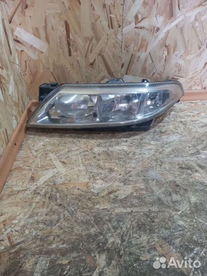 Фара Левая Рено Лагуна 2 8200002845