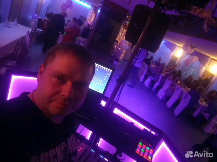 DJ с аппаратурой на любой праздник