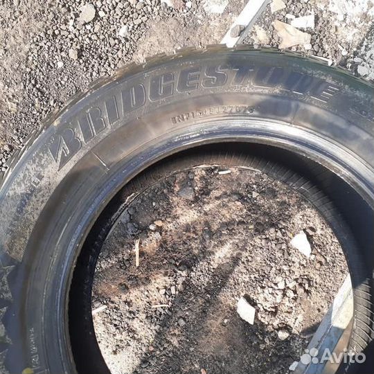 Bridgestone Ice Cruiser 5000 215/60 R16