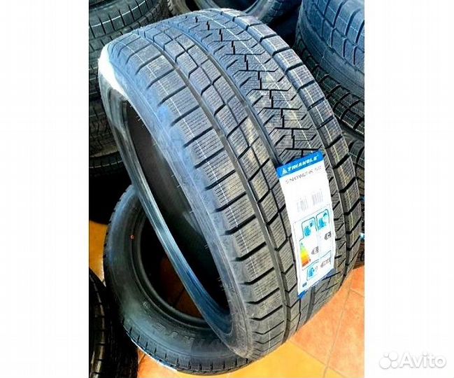 Triangle Trin PL02 255/35 R20 97W