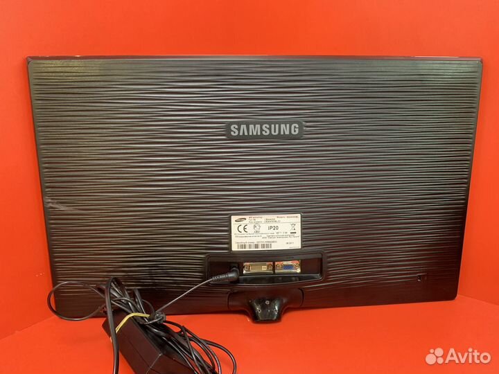 Монитор Samsung ls24a300