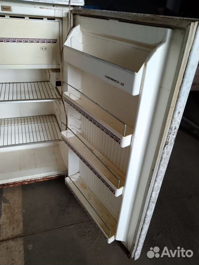Холодильник бу маленький
