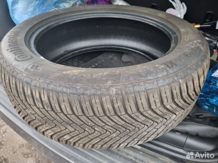 Continental AllSeasonContact 235/55 R19 105V