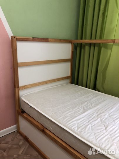 Кровать чердак IKEA 90х200