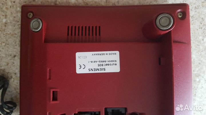 Проводной телефон