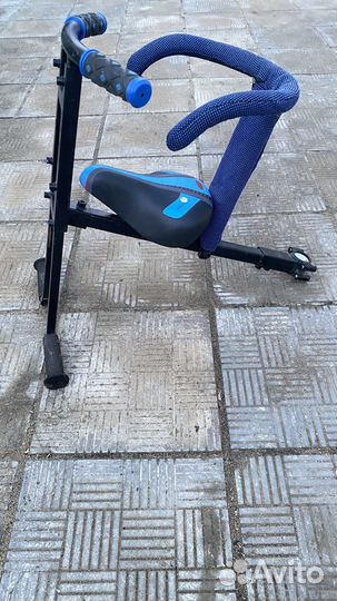 Детское кресло на велосипед переднее