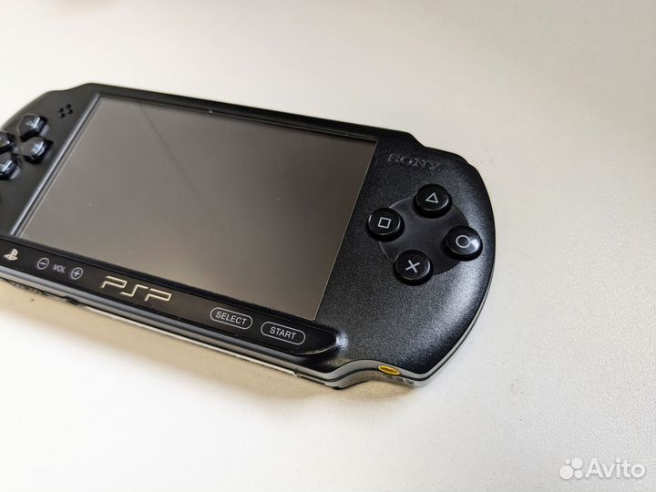 Sony PSP e1008 32gb + 40 игр