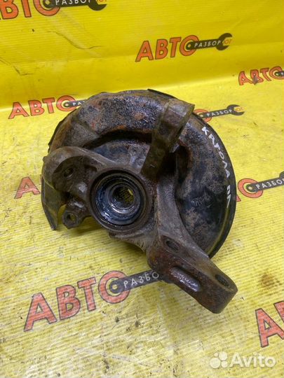 Поворотный кулак передний левый Toyota Corolla