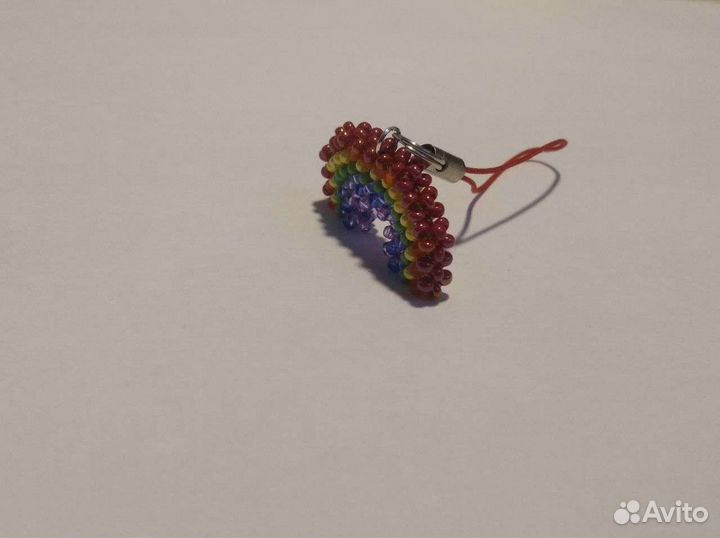 Украшения из бисера/ручная работа/брелки/подвески