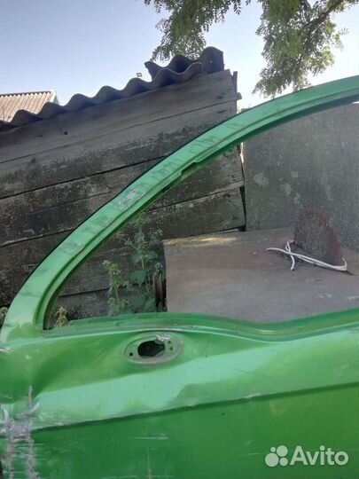 Дверь водительская Шевроле Спарк м200