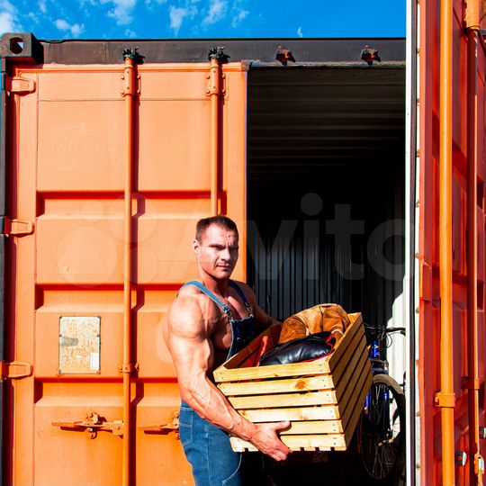 Ячейки 3.5 м² на Маршала Новикова