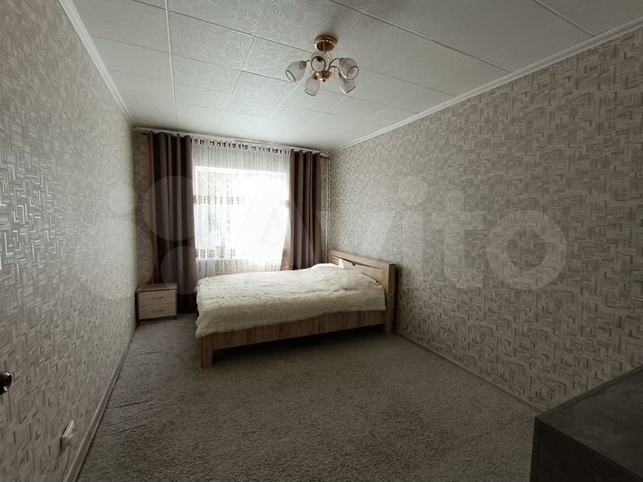 2-к. квартира, 54 м², 1/9 эт.