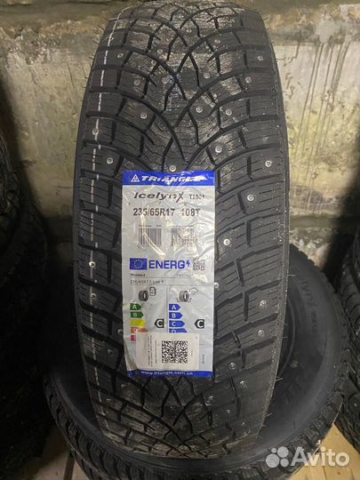 Triangle IcelynX TI501 235/65 R17 108T