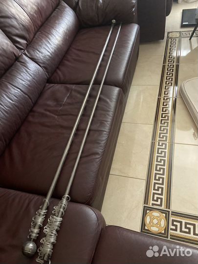 Карниз бу в хорошем состоянии 3 метра