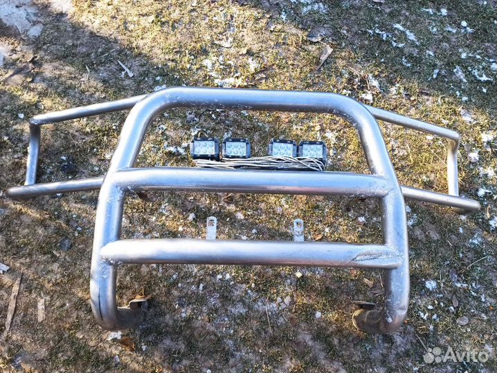 Кенгурятник с фарами на джип