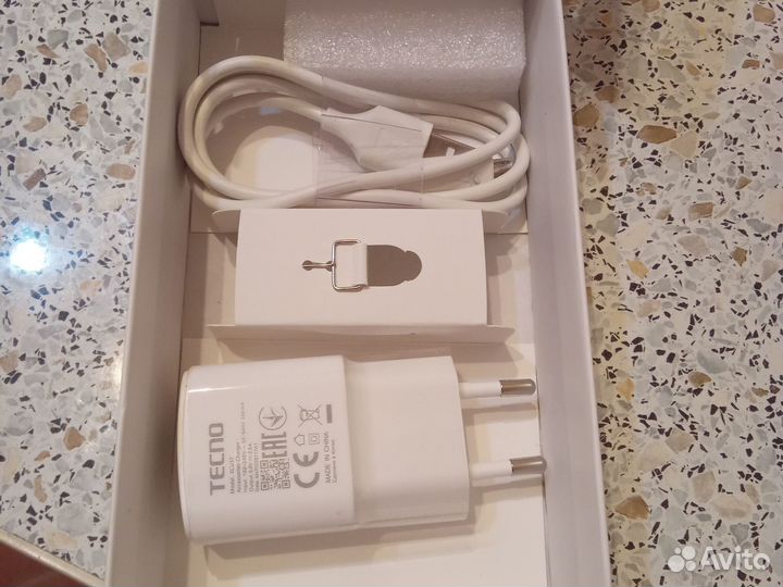 Смартфон Tecno Spark Go 2022