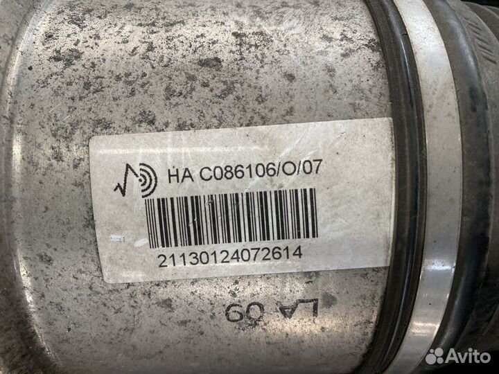 Пневмостойка задняя правая Mercedes Benz W221