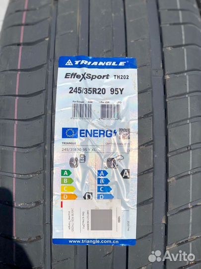 Triangle EffeXSport TH202 245/35 R20 95Y