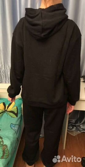 Спортивный костюм женский