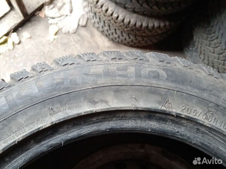 Kumho I'Zen KW22 205/55 R16