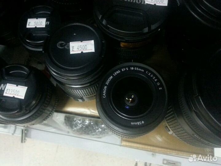 Canon EF-S 18-55mm IS