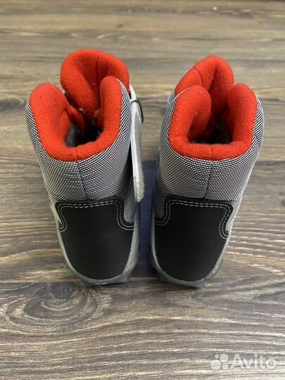 Лыжные ботинки 33 размер